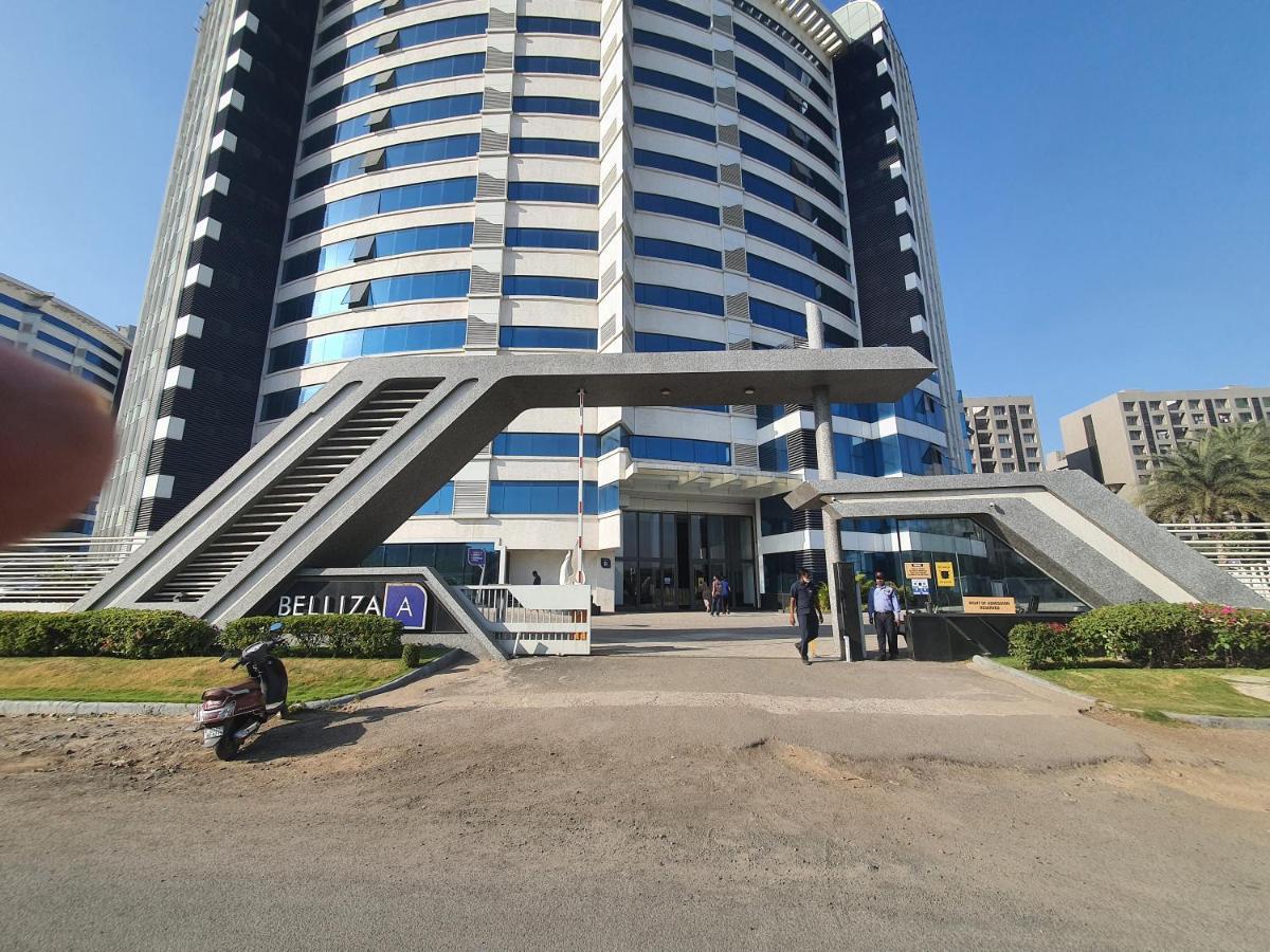 P C Homes At Belliza Near Airport Surat Exterior foto